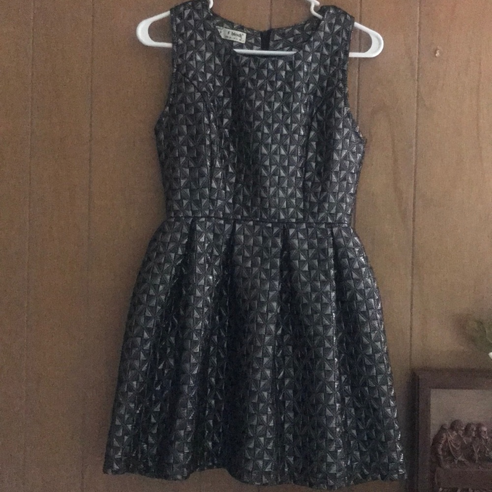 Metallic slvs flare dress